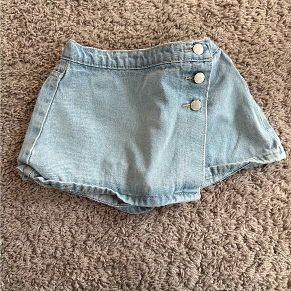SHEIN Other - Preloved SHEIN Light Blue Denim Shorts
